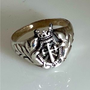 Stunning 925 Silver ring 💖💖💖